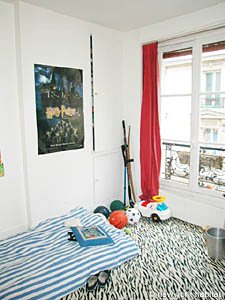 Paris 3 Bedroom accommodation - bedroom 2 (PA-2644) photo 1 of 4