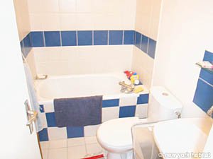 Paris 3 Bedroom accommodation - bathroom 2 (PA-2644) photo 1 of 3