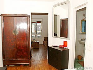 Paris 1 Bedroom accommodation - bedroom (PA-2647) photo 2 of 5