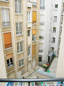 Paris Studio accommodation living room photo 17