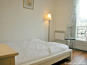 Paris 2 Zimmer wohnungsvermietung - schlafzimmer (PA-2688) photo 1 von 9