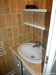 Paris 2 Zimmer wohnungsvermietung - badezimmer 1 (PA-2688) photo 2 von 4