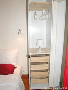Paris 1 Bedroom accommodation - bedroom (PA-2715) photo 4 of 7