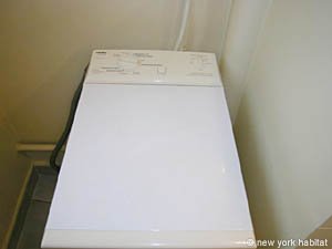 Paris Studio apartment - bathroom 1 (PA-2725) photo 4 of 4