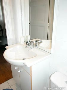 Paris Studio/T1 logements location appartements - salle d'eau (PA-2727) photo 3 de 3