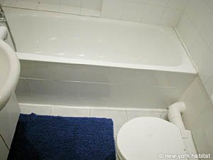 Paris Studio/T1 logements location appartements - salle d'eau (PA-2728) photo 1 de 3