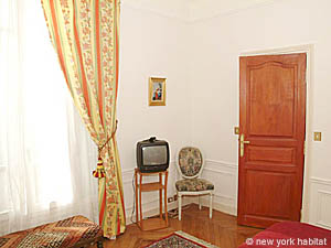 Paris T3 appartement location vacances - chambre 1 (PA-2729) photo 2 sur 5