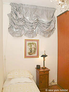 Paris T3 appartement location vacances - chambre 2 (PA-2729) photo 1 sur 3