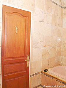 Paris T3 appartement location vacances - salle d'eau 1 (PA-2729) photo 4 sur 4