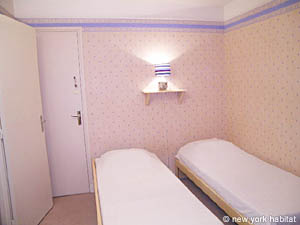 Paris 1 Bedroom accommodation - bedroom (PA-2734) photo 2 of 6