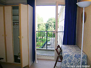 Paris 1 Bedroom accommodation - bedroom (PA-2734) photo 4 of 6