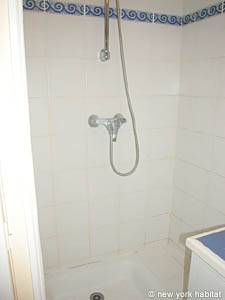 Paris Alcove Studio/T1 logements location appartements - salle d'eau (PA-2735) photo 1 de 4