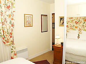 Paris 1 Bedroom accommodation - bedroom (PA-2745) photo 3 of 4