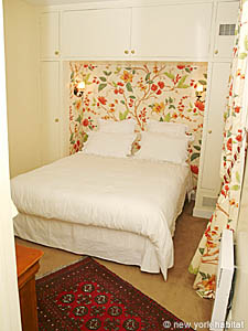 Paris 1 Bedroom accommodation - bedroom (PA-2745) photo 1 of 4