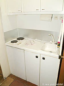 Paris Studio accommodation kitchen photo 1