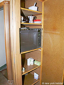 Paris Studio accommodation kitchen photo 10