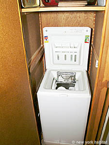 Paris Studio accommodation kitchen photo 11