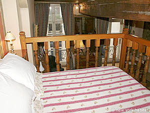 Paris Studio accommodation living room photo 27