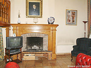 Paris Studio accommodation living room photo 44