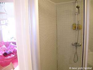 Paris T3 logements location appartements - salle d'eau 1 (PA-2753) photo 2 de 5