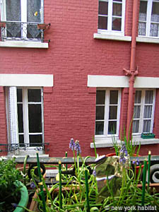 Paris T2 appartement location vacances - chambre (PA-2759) photo 5 sur 6