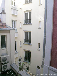 Paris T2 appartement location vacances - chambre (PA-2759) photo 6 sur 6