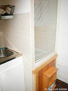 Paris Studio apartment - bathroom (PA-2769) photo 1 of 7