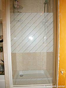 Paris Studio apartment - bathroom (PA-2769) photo 4 of 7