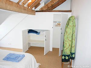 Paris 1 Bedroom accommodation - bedroom (PA-2771) photo 2 of 8