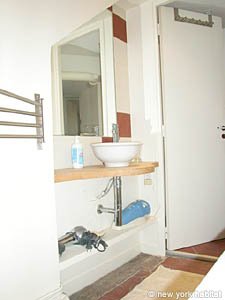 Paris 1 Bedroom accommodation - bathroom (PA-2771) photo 2 of 3
