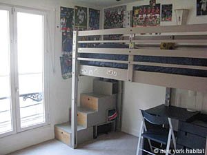 Paris 3 Bedroom - Duplex accommodation - bedroom 1 (PA-2775) photo 1 of 4