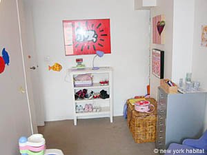 Paris 3 Bedroom - Duplex accommodation - bedroom 2 (PA-2775) photo 4 of 5