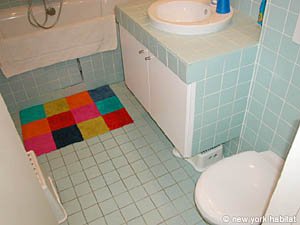Paris 3 Bedroom - Duplex accommodation - bathroom 2 (PA-2775) photo 2 of 2