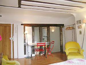 Paris Studio accommodation - living room (PA-2784) photo 4 of 8