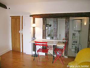 Paris Studio accommodation - living room (PA-2784) photo 5 of 8