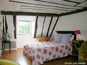 Paris Studio accommodation - living room (PA-2784) photo 1 of 8