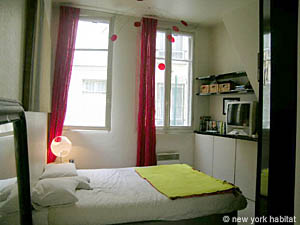 Paris 2 Bedroom apartment - bedroom 1 (PA-2786) photo 1 of 5