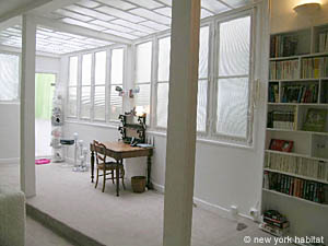 Paris 2 Bedroom apartment - living room (PA-2786) photo 4 of 9