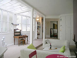 Paris 2 Bedroom apartment - living room (PA-2786) photo 5 of 9