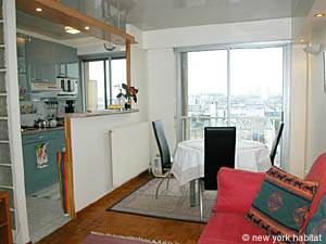 Paris Studio apartment living room photo 32