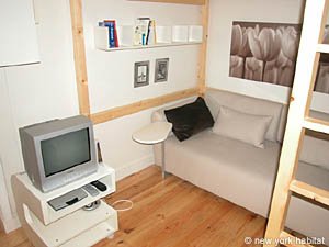 Paris Studio apartment - living room (PA-2795) photo 3 of 4