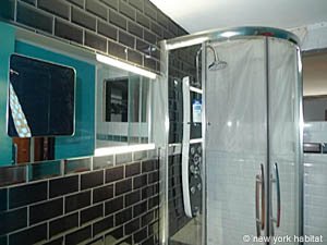 Paris Alcove Studio accommodation - bathroom (PA-2801) photo 4 of 5