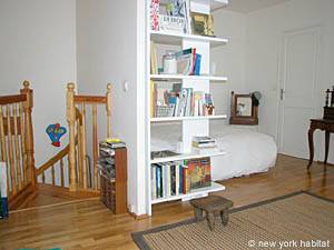 Paris 1 Bedroom - Duplex accommodation - bedroom (PA-2824) photo 4 of 8