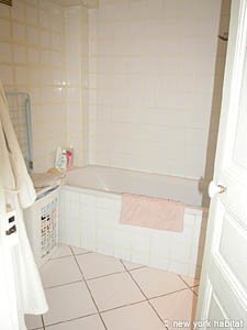 Par&iacute;s 3 Dormitorios alojamiento - ba&ntilde;o 1 (PA-2835) photo 3 de 3