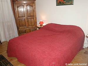Paris 1 Bedroom accommodation - bedroom (PA-2853) photo 2 of 5