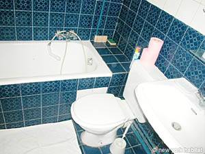 Paris 1 Bedroom accommodation - bathroom (PA-2853) photo 1 of 4