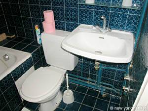 Paris 1 Bedroom accommodation - bathroom (PA-2853) photo 3 of 4