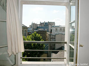 Paris T2 - Duplex appartements location vacances chambre photo 7