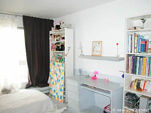 Paris 3 Bedroom accommodation - bedroom 2 (PA-2884) photo 2 of 5