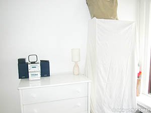 Paris 3 Bedroom accommodation - bedroom 3 (PA-2884) photo 4 of 5